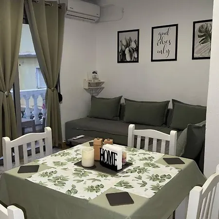 Apartment Happy
