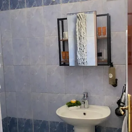 Happy Apartment *