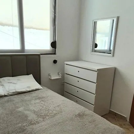 Happy Apartment